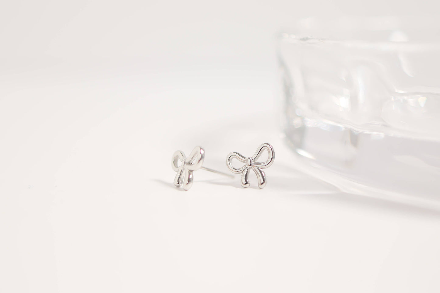 18K Gold PVD Stainless Steel Bow Stud Earrings: Gold